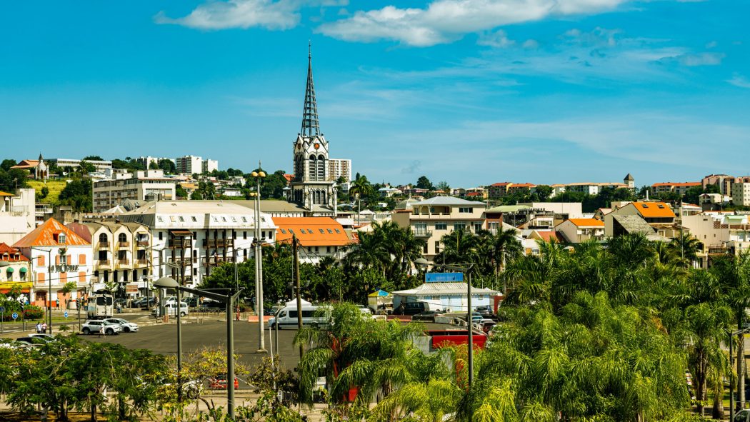 Découvrez la beauté de la Martinique en voiture !