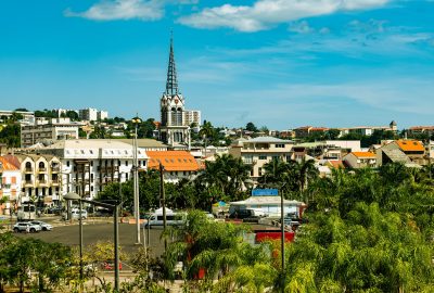 Découvrez la beauté de la Martinique en voiture !